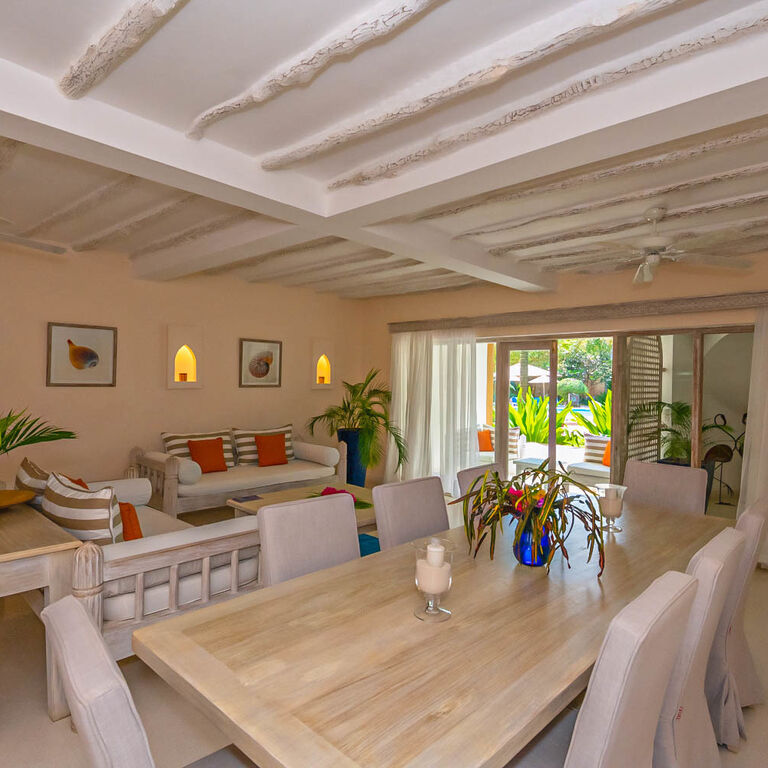 Luxury Three-bedroom Villa