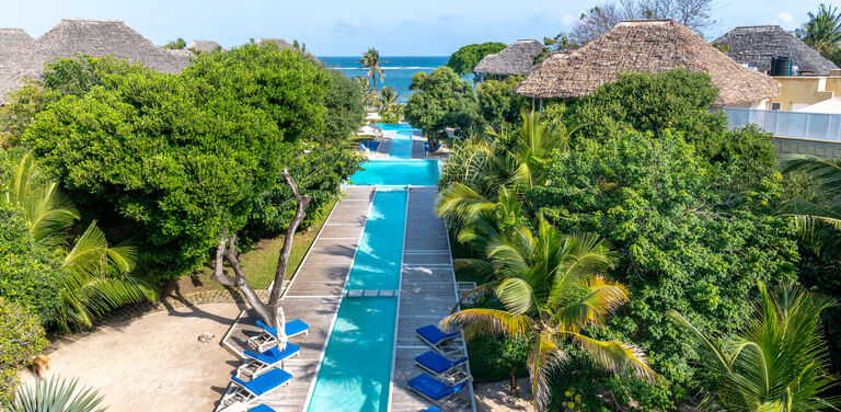 Luxury Three-bedroom Villa